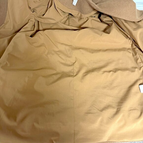 Mural Jacket - Picture 8 of 10